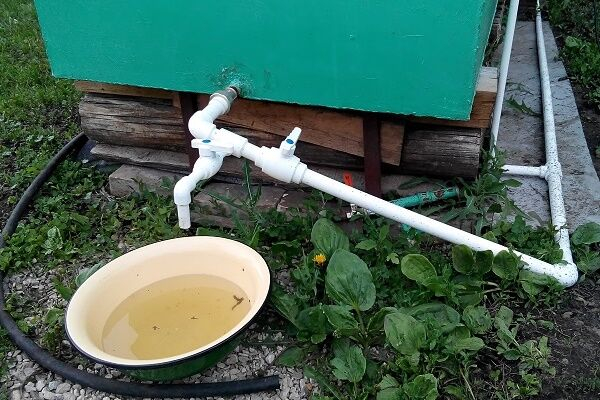 Как сделать водопровод на даче своими руками: правила прокладки, монтажа и обустройства