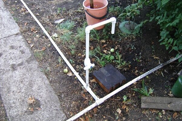 Как сделать водопровод на даче своими руками: правила прокладки, монтажа и обустройства