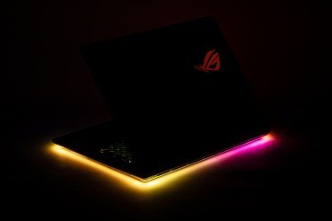 Обзор игрового ноутбука Asus ROG Strix Scar 18 G835LX с Intel Core Ultra 9 275HX и Nvidia GeForce RTX 5090 Laptop Обзор игрового ноутбука Asus ROG Strix Scar 18 G835LX с Intel Core Ultra 9 275HX и Nvidia GeForce RTX 5090 Laptop