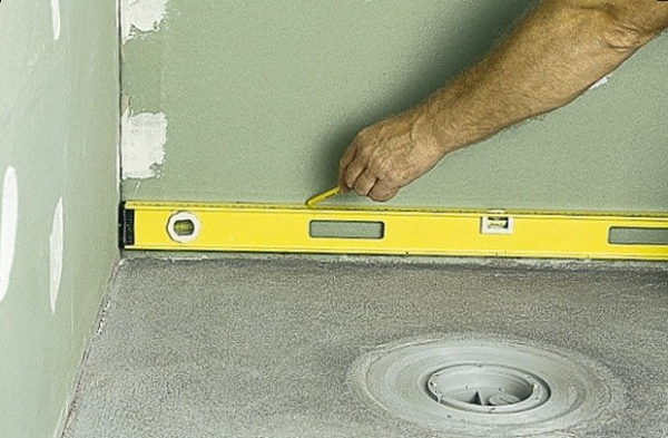 Как сделать сливной трап в душевой Как сделать сливной трап в душевой