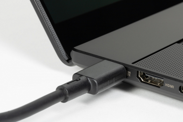 Обзор ноутбука Asus ProArt P16 (H7606WI) с AMD Ryzen AI 9 HX 370 и Nvidia GeForce RTX 4070 Laptop Обзор ноутбука Asus ProArt P16 (H7606WI) с AMD Ryzen AI 9 HX 370 и Nvidia GeForce RTX 4070 Laptop