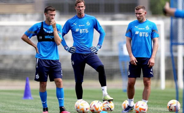 Абсурд на поле и вне его: &laquo;Динамо&raquo; возмущается, &laquo;Торпедо&raquo; притихло, РФС &laquo;футболит&raquo;