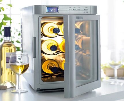 Мини-холодильники: какой лучше выбрать + обзор лучших моделей и брендов Мини-холодильники: какой лучше выбрать + обзор лучших моделей и брендов