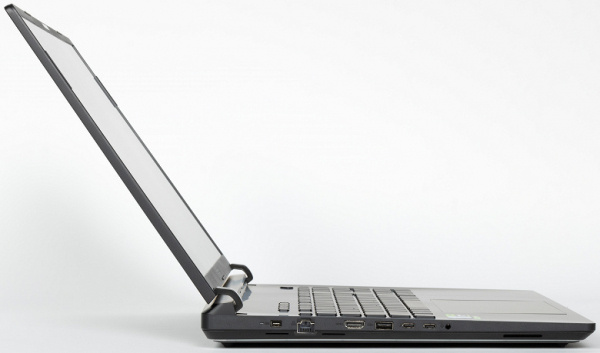 Обзор игрового ноутбука Asus ROG Strix Scar 18 G835LX с Intel Core Ultra 9 275HX и Nvidia GeForce RTX 5090 Laptop Обзор игрового ноутбука Asus ROG Strix Scar 18 G835LX с Intel Core Ultra 9 275HX и Nvidia GeForce RTX 5090 Laptop