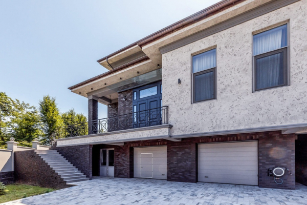 В статусе эксклюзив