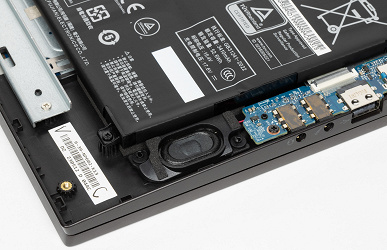 Обзор игрового ноутбука OSiO CyberLine C160i: старшая модель нового российского бренда