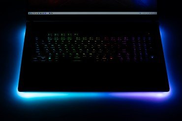 Обзор игрового ноутбука Asus ROG Strix Scar 18 G835LX с Intel Core Ultra 9 275HX и Nvidia GeForce RTX 5090 Laptop Обзор игрового ноутбука Asus ROG Strix Scar 18 G835LX с Intel Core Ultra 9 275HX и Nvidia GeForce RTX 5090 Laptop