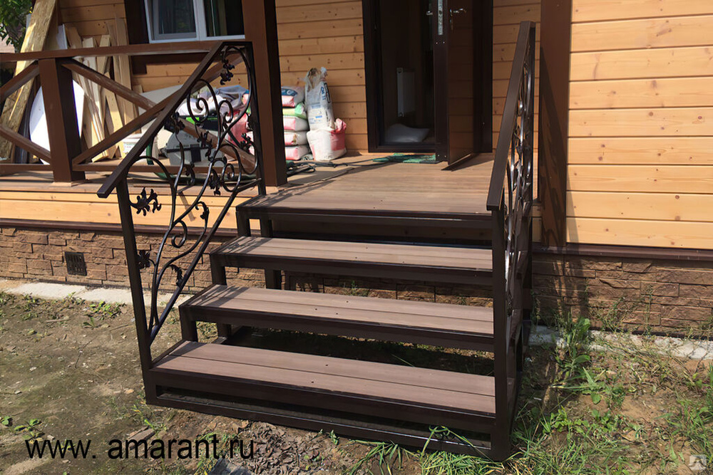 Преимущества покупки готового крыльца в Москве Преимущества покупки готового крыльца в Москве