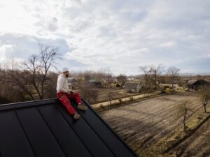 Как сделать обрешетку на крышу под металлочерепицу